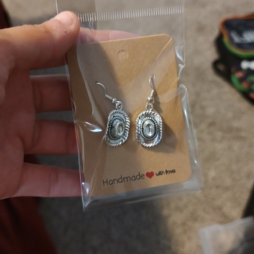 Silver Vintage Western Cowboy Hat Dangle Earrings